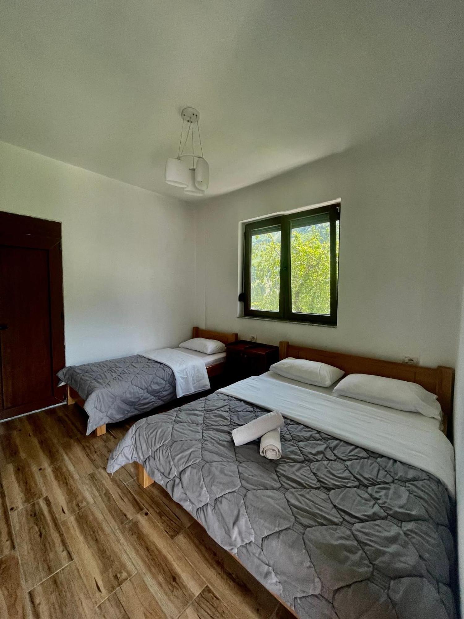 Lazer Cardaku Guesthouse Valbone Exterior photo