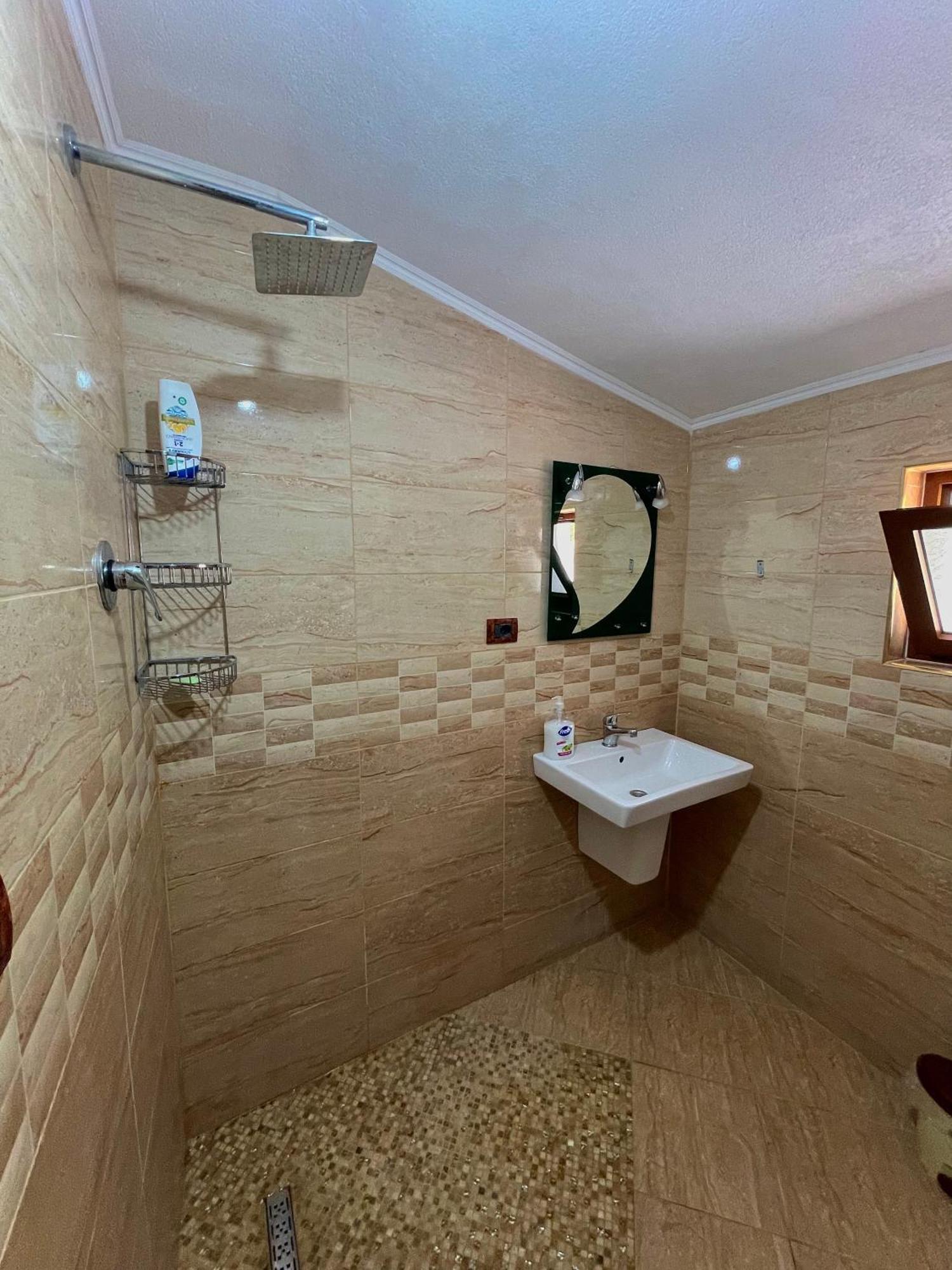 Lazer Cardaku Guesthouse Valbone Exterior photo