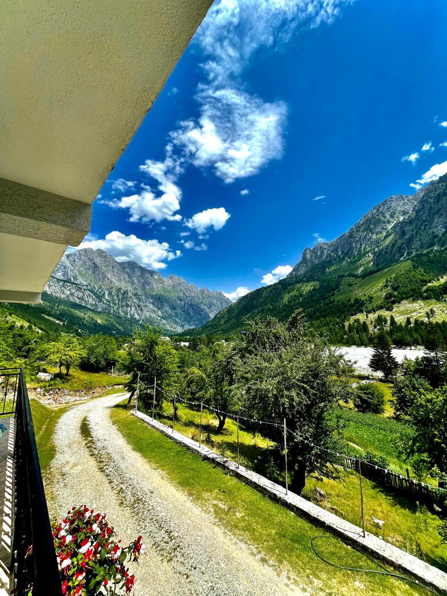 Lazer Cardaku Guesthouse Valbone Exterior photo